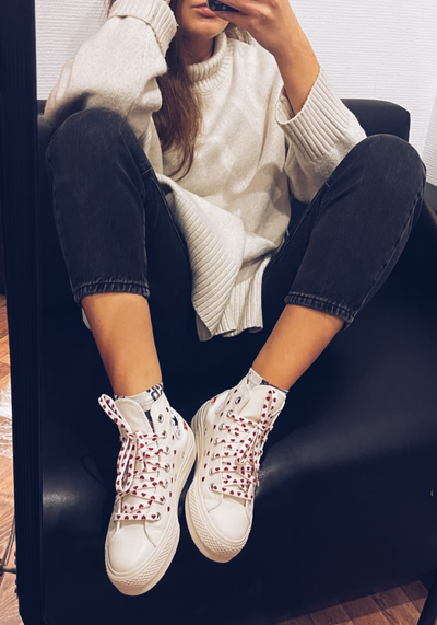 С чем носить оригинальные женские кеды Конверс A01599C фото