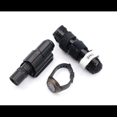 Часы, жгут, фонарик 1/6 (78093F) - DAMTOYS