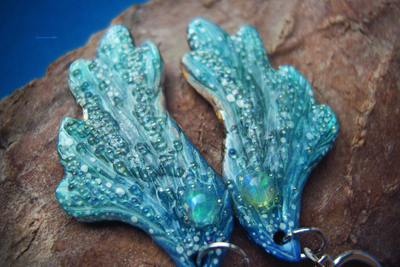 "Крылышки Лазурной Аквафеи", серьги с радужными опалами