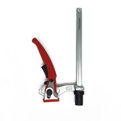 Струбцина с храповым механизмом для многофункционального стола