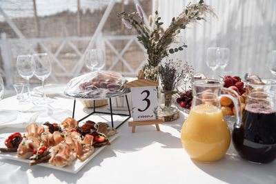 Композиция на стол "Ампулки"