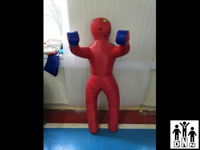 Манекен борцовский двуногий МДБТ 1 (высота 1,2 м, вес 10-15 кг, тент) DNN