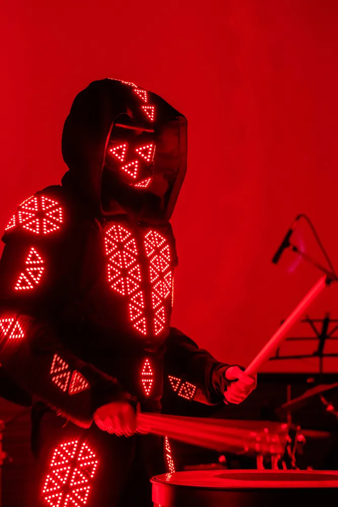 Оформление презентации Kuppersberg цветочными композициями от компании "Приятно" 