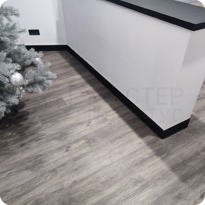 Плинтус ХДФ Dollken S100 100мм Х 2,575 м 1001/1144 Черный