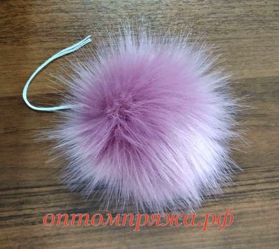 Искусственный помпон. Цвет Клевер. Цена указана за 1 шт.
