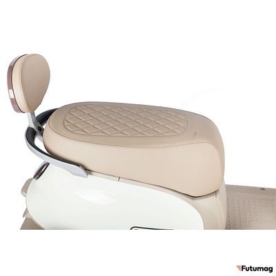 Электротрицикл Rutrike Gelbert Ogma 48V/60V 650Вт бело-коричневый