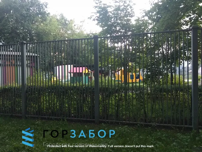 Сварное ограждение с элементами ковки в Москве