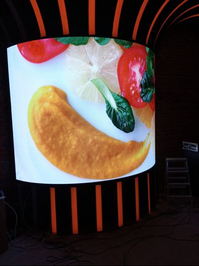 Радиусный кабинет для светодиодного экрана