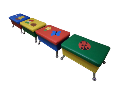 Пуфик на хромированных ножках