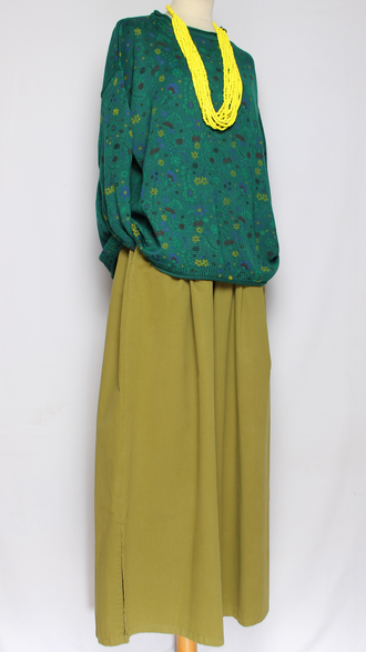 Джемпер  "МЕЛКИЕ ЦВЕТОЧКИ" синий, зеленый, бежевый до р.52