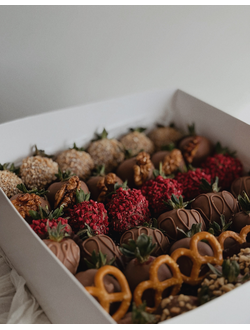 Набор 36 клубник в шоколаде "Гранд"