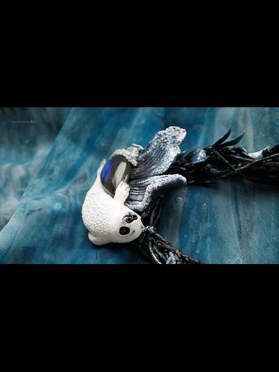 "Песнь моря. Перерождение белька" - колье в северном стиле с натуральным лабрадором и шёлком