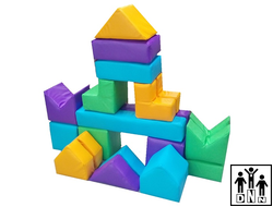 Детский конструктор из мягких модулей "Строитель" (20 предметов)