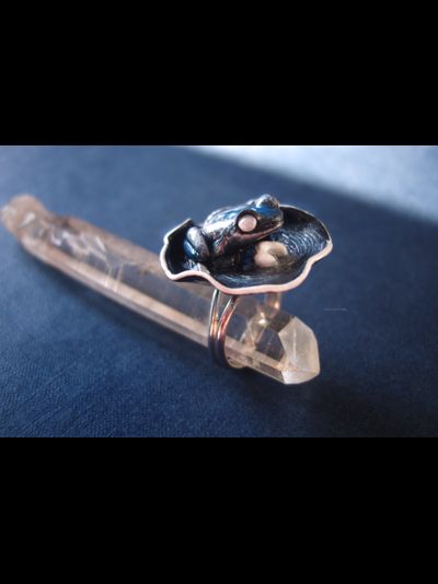 Мистическое кольцо с лягушкой "Лунная принцесса"