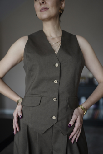 Жилет (хаки)