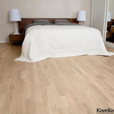 Паркетная доска Karelia Дуб Story 138 Natur Vanilla Matt 1-полосная матовый лак 2G с фаской толщина 14 мм 2.2 м2