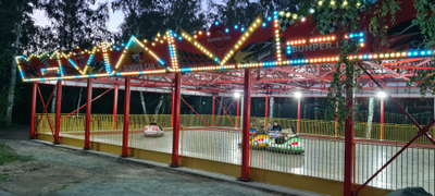 Автодром с питанием от пола 15х19 м.