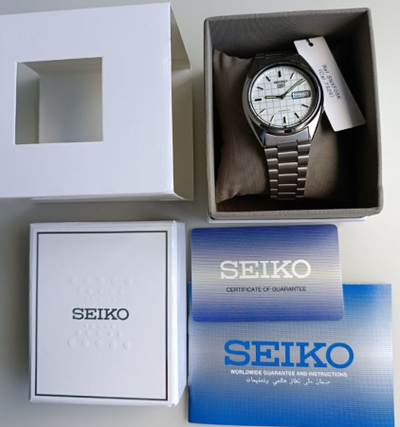 Наручные часы Seiko SNXF05K1