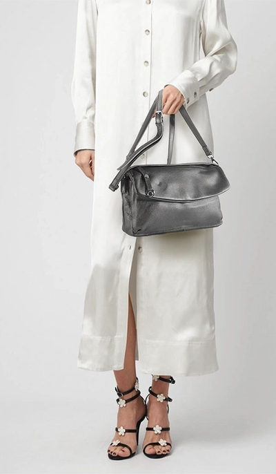 (АРТИКУЛ: 9224/1/22) СУМКА ЖЕНСКАЯ, НЕБОЛЬШАЯ, НАТУРАЛЬНАЯ КОЖА, СЕРАЯ С НЕБОЛЬШИМ БЛЕСКОМ "ГРАФИТОВАЯ", ДВА ОТДЕЛЕНИЯ, С ДВУМЯ ПЛЕЧЕВЫМИ РЕМНЯМИ