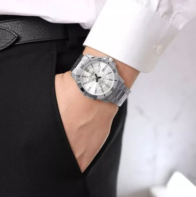 Часы Casio MTP-VD01D-7C