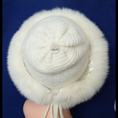 Шапка белая с мехом Vizio Италия 5580