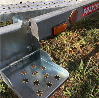 Подножка складная для лодочного прицепа