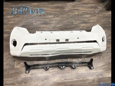 Бампер Toyota Prado 150 белый 2013-2017