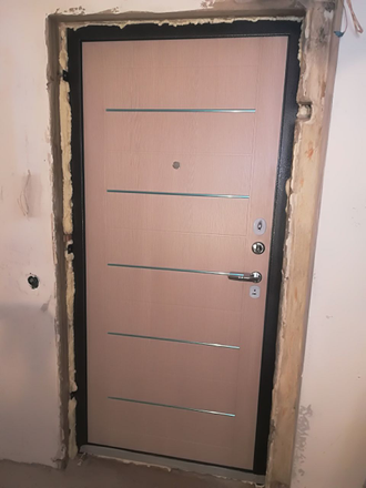 Входная металлическая дверь (металл 2мм + МДФ 7мм с молдингом) Стиль ДА1