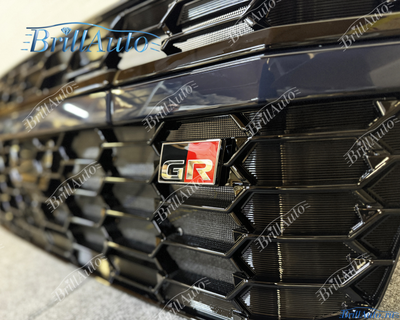 Решетка Toyota Land Cruiser 300 LED антихром