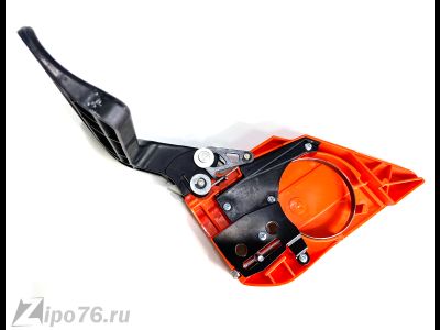 Крышка тормоза бензопилы КИТАЙСКОЙ 45 52 сс треугольник