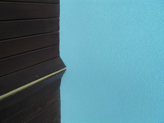 Декоративная штукатурка Elastico - уникальный материал для каркасного домостроения из  OSB, GreenBoard и других поверхностей.