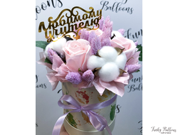 Букет из мыльных роз с сухоцветами  "Любимому учителю "