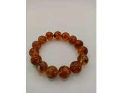 Браслет янтарь долматинец темный