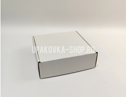Коробка с откидной крышкой 180*180*60 мм БЕЛЫЙ