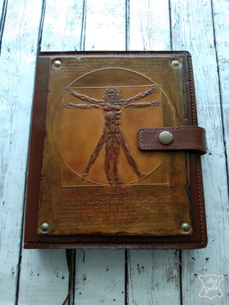 Винтажный ежедневник органайзер в твердой обложке с тиснением гравюры Да Винчи