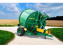 Измельчитель рулонов грубых кормов ИРК-145