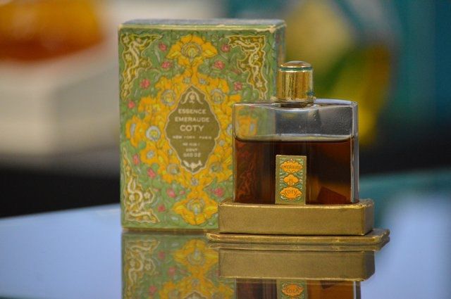 французские духи купить парфюм франция парфюмерия ароматы духов аромат запах туалетная вода +купить