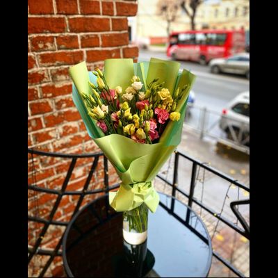 Букет из эустомы