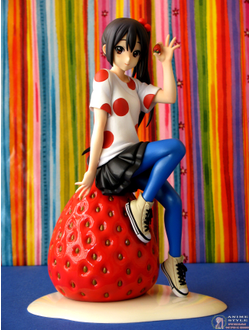 Фигурка 1/8 Адзуса Накано (Nakano Azusa Ending ver. (Listen))