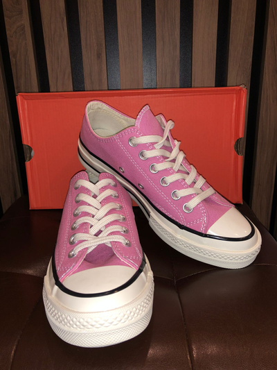 Converse low top pink deals