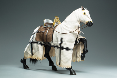 【希少】GB SKINS GOD SAVE THE KING MA-1 38 Рыцарский конь (ганноверская порода) - КОЛЛЕКЦИОННАЯ ФИГУРКА