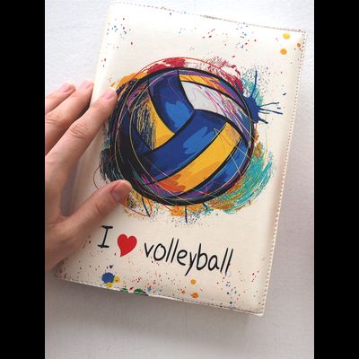Ежедневник со сменной обложкой "Мяч рисованный"