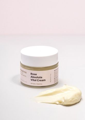 Ночной осветляющий крем с экстрактом розы AROMATICA Rose Absolute Vital Cream