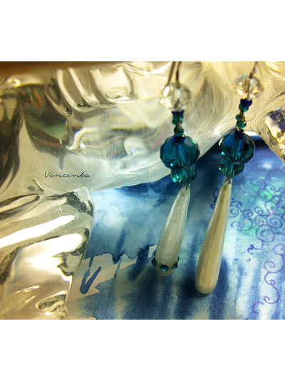 Принцесса Миядзаки. Серьги-капли с хрустальными бусинами и чешским бисером