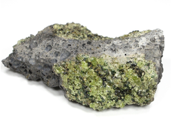 Хризолит (Перидот, Оливин) кристаллы на породе, США (78*55*23 мм, 99 г) №27237