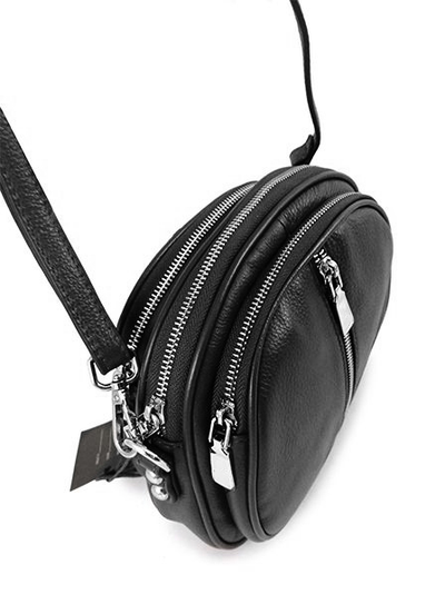 (АРТИКУЛ: 7865/1/02) СУМКА ЖЕНСКАЯ НЕБОЛЬШАЯ, НАТУРАЛЬНАЯ КОЖА, ЧЕРНАЯ , ТРИ ОТДЕЛЕНИЯ, С ДЕКОРАТИВНОЙ МОЛНИЕЙ, ДЛИННЫЙ РЕМЕНЬ  ЧЕРЕЗ ПЛЕЧО