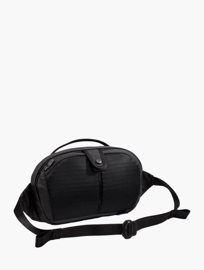 Сумка Thule Tact Crossbody Bag 5L Black вид со спины