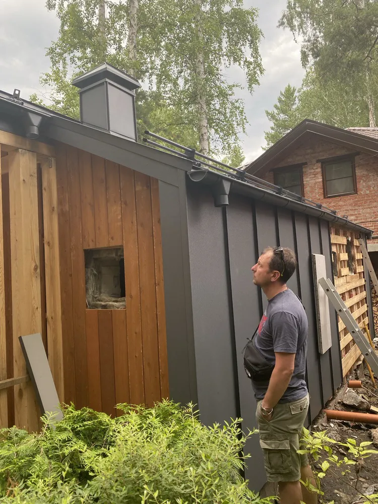 Баня с мангальной зоной, дымник. Фальц!