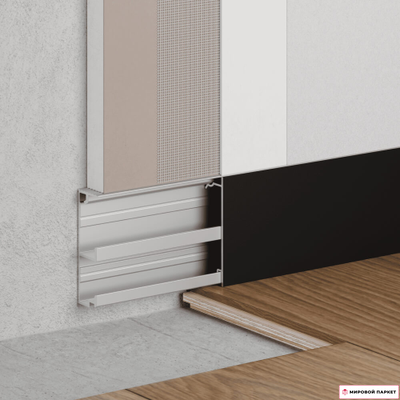 Скрытый плинтус с кабельканалом и крышкой Ликорн С-07.3.2