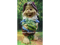 Гном с арбузом 70*32см   5,5кг   полистоун пр-во Россия 5639/028441